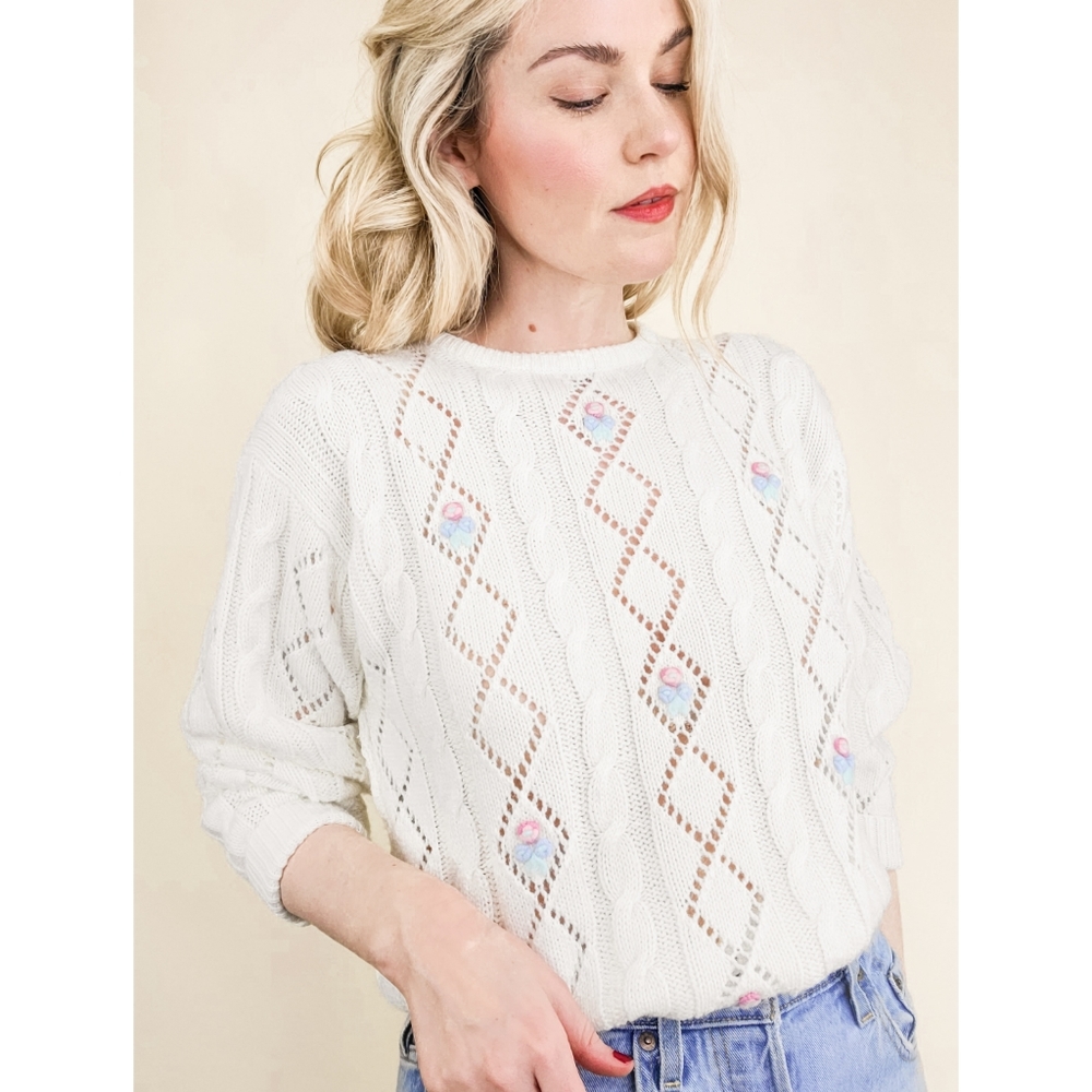 80s Ivory Floral Embroidered Pointelle VTG Sweater - Picture 8 of 16